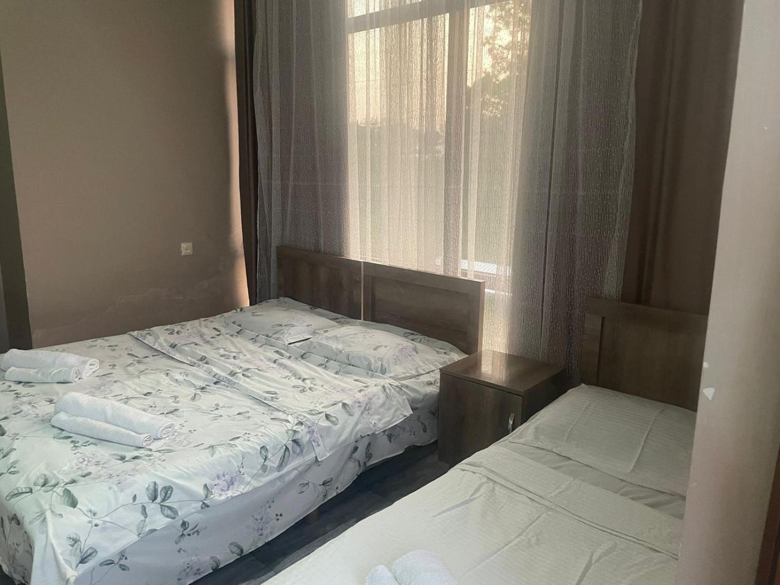 Hotel Guga Kobuleti Kültér fotó